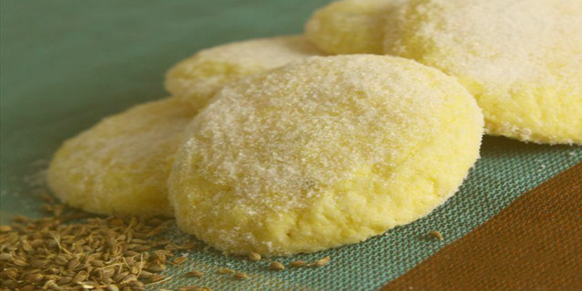 BISCOITOS DE FUBÁ