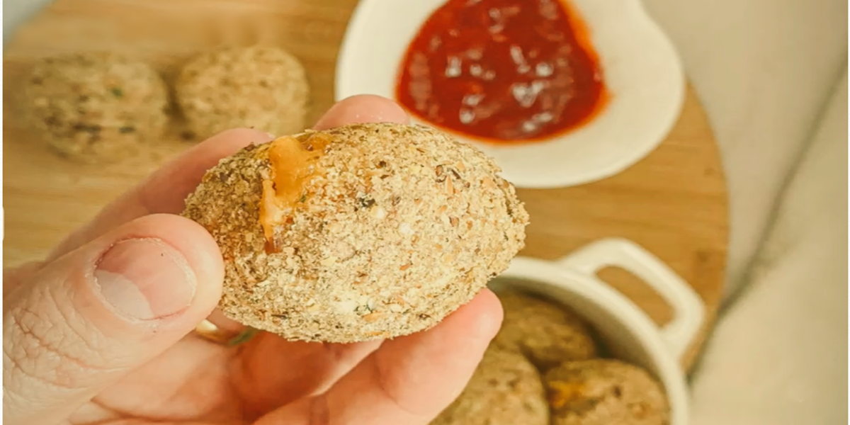Receita de Bolinho de Mandioca e Atum