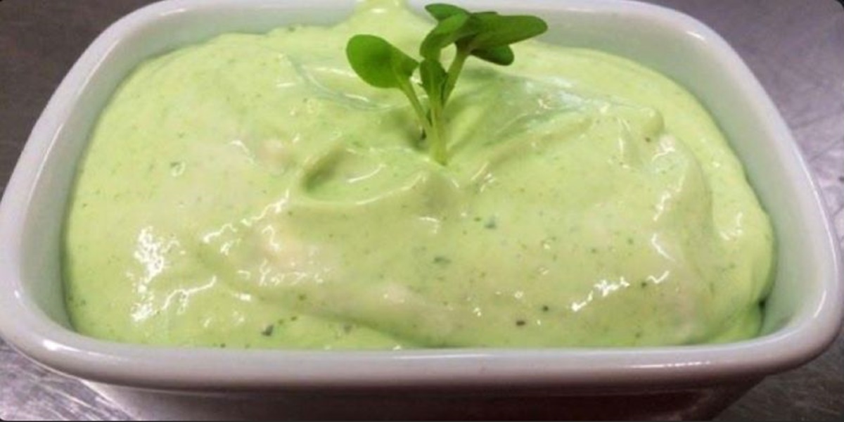 Receita de Molho Verde de Alho Low Carb
