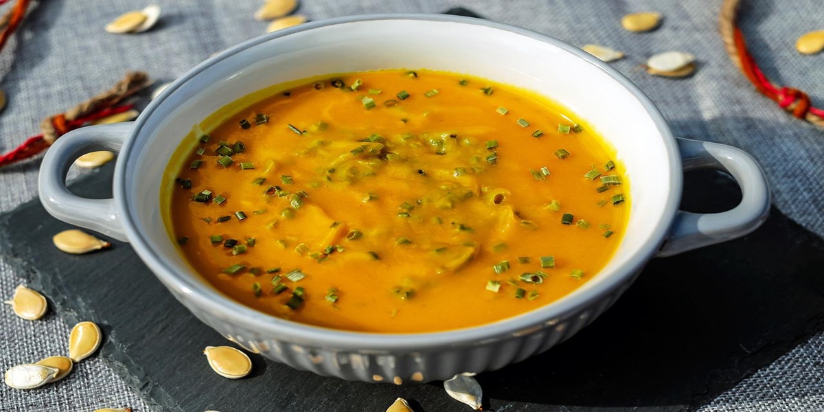 Receita de Sopa Fit de Abóbora Japonesa