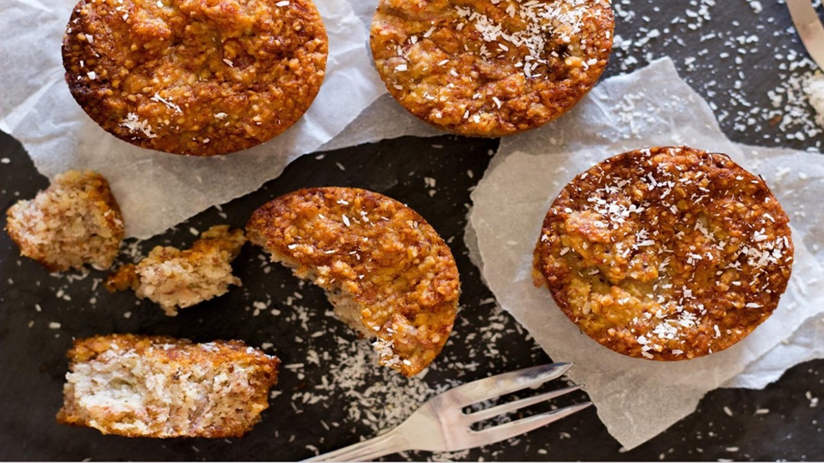Receita de Bolinhos de Banana Fit