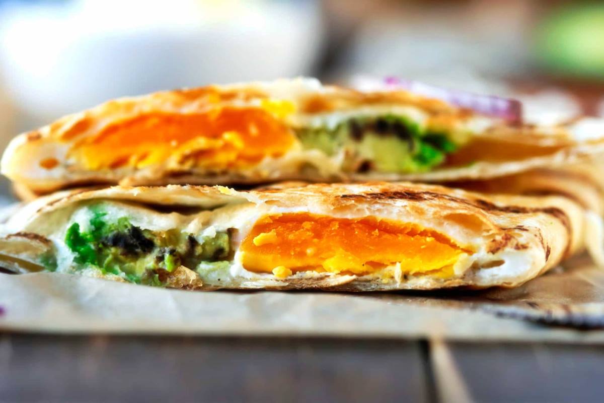 Receita de Wrap de Abacate e Ovo FIT